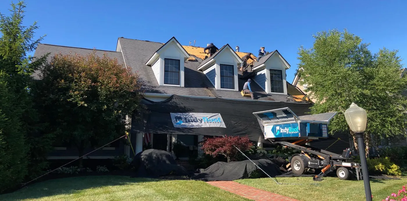 Manufacturer-certified roof installation in Rushville